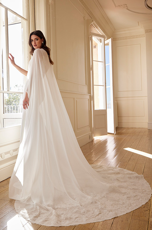 18739-18737-6611-dos-avec-cap-1