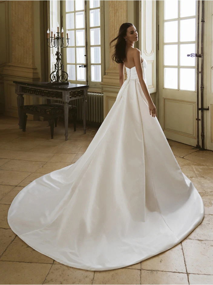 26-elysee-pro-gabby-bac-web-704-941-int-s-c1