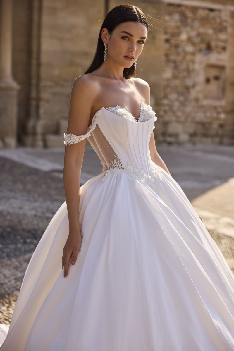 63012-0032-03f49386-30df-4521-a029-4d93f3afa943-1512x