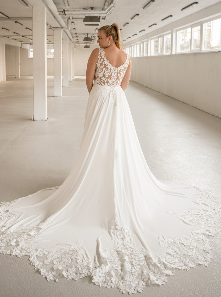 madonna-90607-scaled